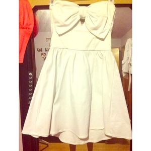 Short party dress, charlete Russe