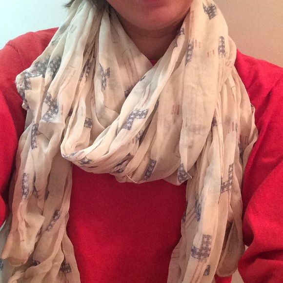 Lightweight American flag cross scarf!!