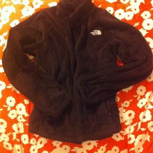🌸reserved🌸Fuzzy And Warm Northface Zip Up