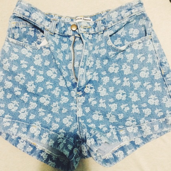 AA printed high-waist jean cuff shorts 💁