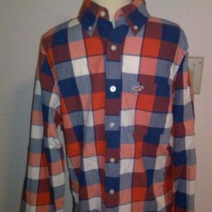 Long sleeve plaid top. new no tag