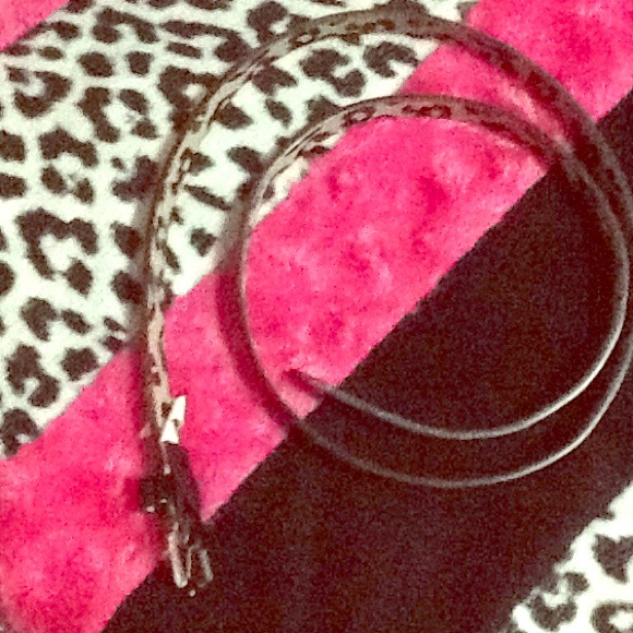 Betsey Johnson Reversible Black Belt :)