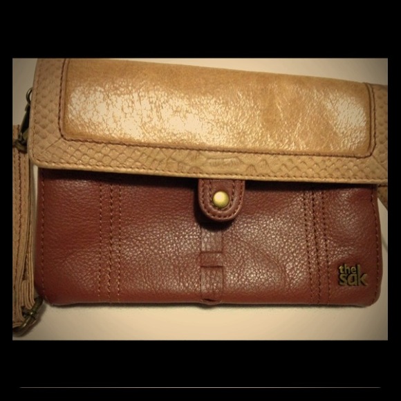 🚨REDUCED🚨The Sak. 2 in 1 cross body and purse