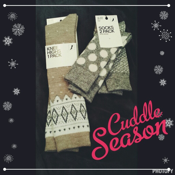 Accessories - ☆SOLD IN BUNDLE☆Cozy Socks & Knee Highs - 3 pairs