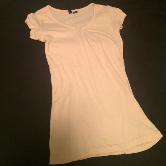 Three solid color t-shirts - Picture 2 of 4