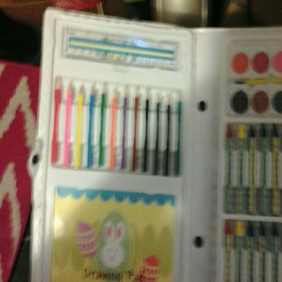 Coloring kit - Picture 2 of 2