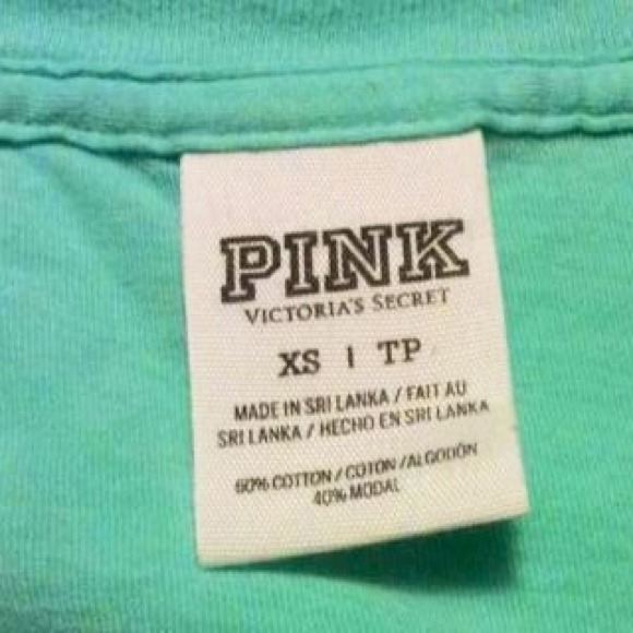 ❌Gifted❌FREE VS PINK v-neck with purchase! - Picture 3 of 3
