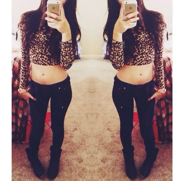 🌞 Cheetah crop top 🌞
