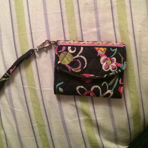 Vera bradley wristlet
