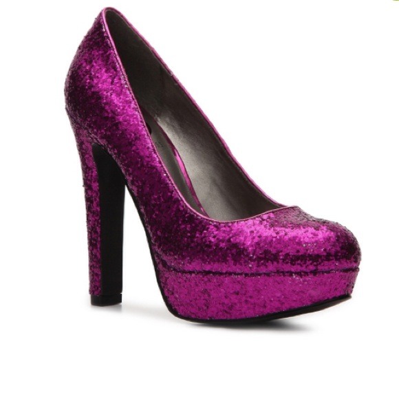 Magenta G by Guess Heels
