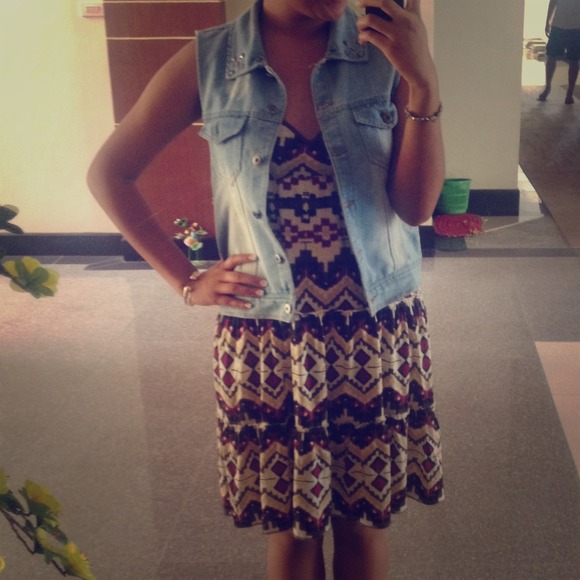 Energie RED/YELLOW/TAN/BLACK/BROWN Tribal Print