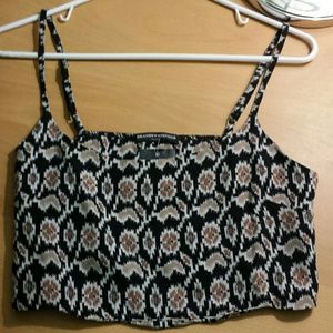 🚫 SOLD 🚫 Brandy Melville Super Cropped Top