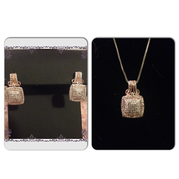 💫OMG!! Beautiful Silver Earrings & Necklace