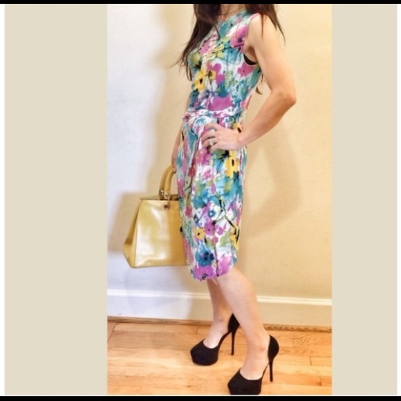 Floral print dress size Large - Picture 2 of 3