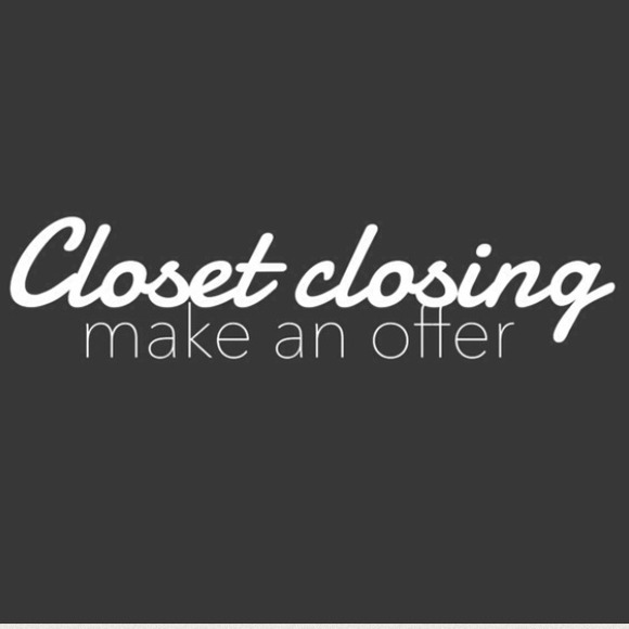 ๐ CLOSET CLOSING SEPTEMBER! - Picture 1 of 1