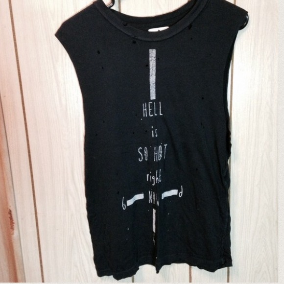 ❌ SOLD ❌ UNIF Hell Is So Hot Right Now Muscle Tank