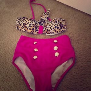 Bathing suit !! High waisted !