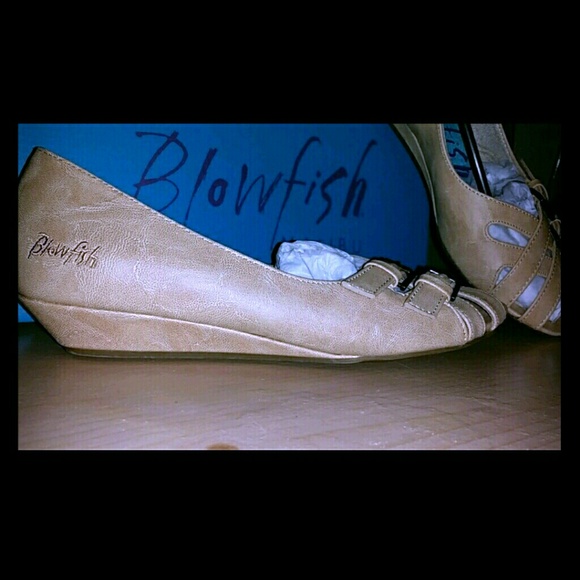 NIB Greeper Nude Small Wedge 7.0