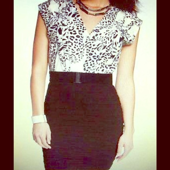 NWT Express Dress with Bandage Skirt & Belt XS - Picture 1 of 4