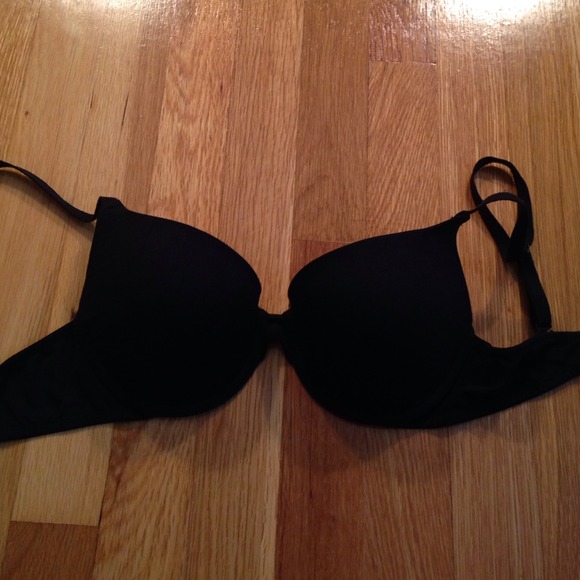 PINK black push-up bra