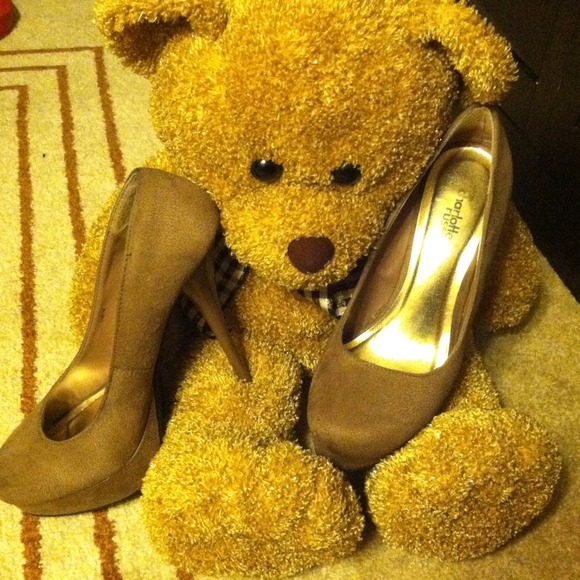 Brown heals - Picture 2 of 4