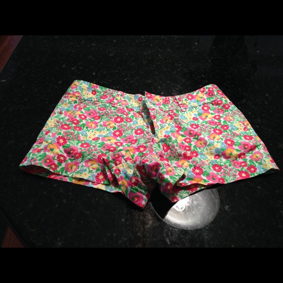 Lilly Pulitzer size 4, mini gardens by the sea