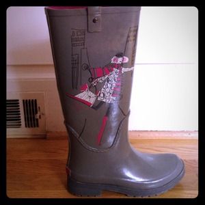 DKNY Rainboots