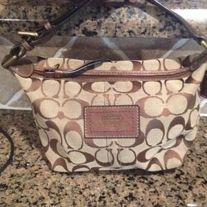 Coach purse never used
