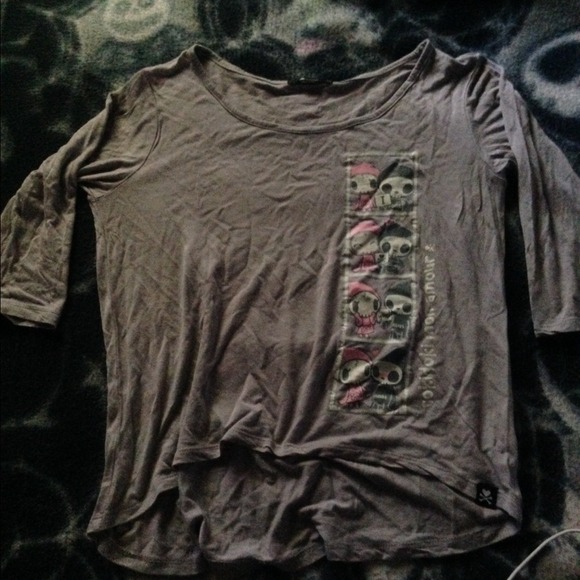 Tokidoki grey shirt