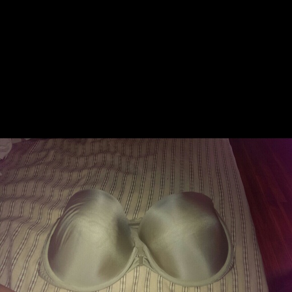 Victorias Secret strapless bra