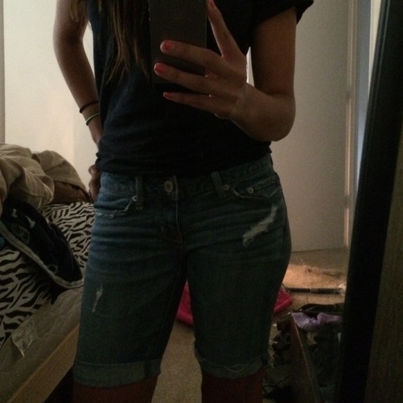 American Eagle capris