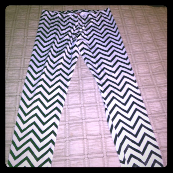 Cute chevron leggings