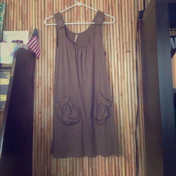 Brown peasant dress - Picture 1 of 1