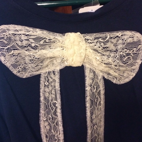 Bow top - Picture 2 of 4