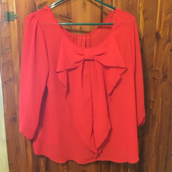 Bow back top - Picture 1 of 4