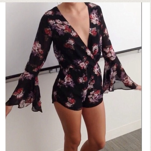 🚫SOLD🚫 - Picture 2 of 4