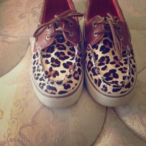 Sperry Leopard Topsiders size 7
