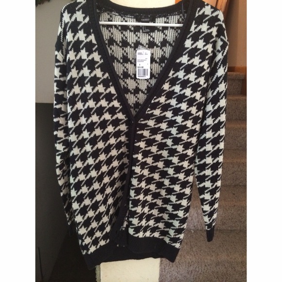 Forever 21 sweater