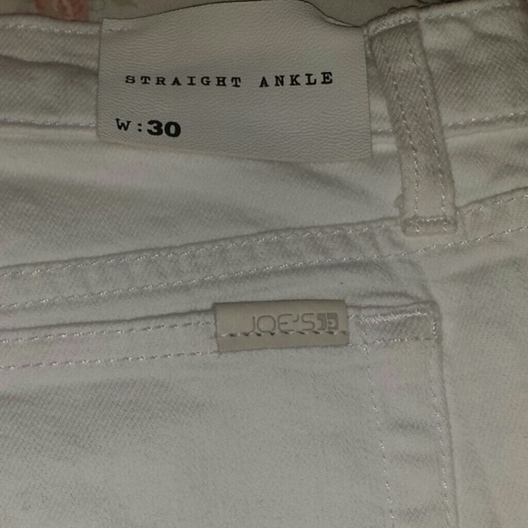 White straight ankle JOE's - Picture 4 of 4