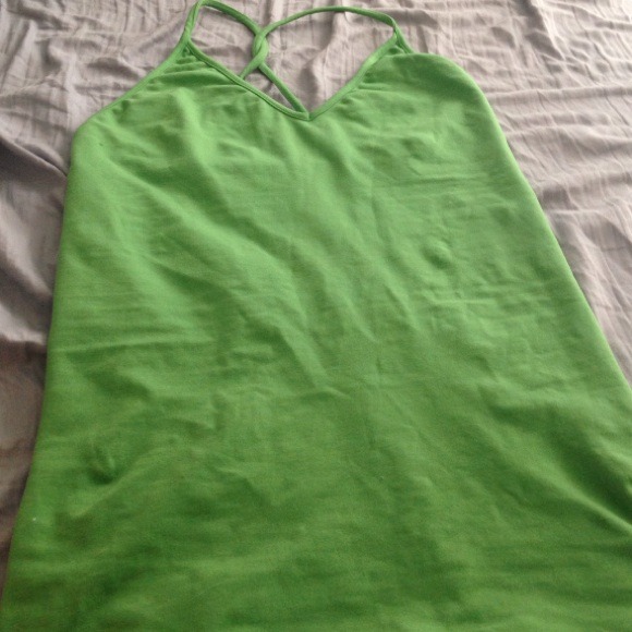 🚫traded 🚫Victoria's Secret workout top. - Picture 4 of 4