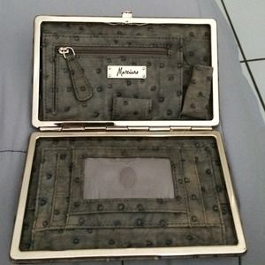 Marciano guess clotch