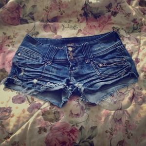 Almost Famous Shorts