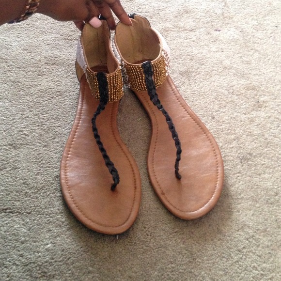 Beaded sandals - Picture 2 of 3