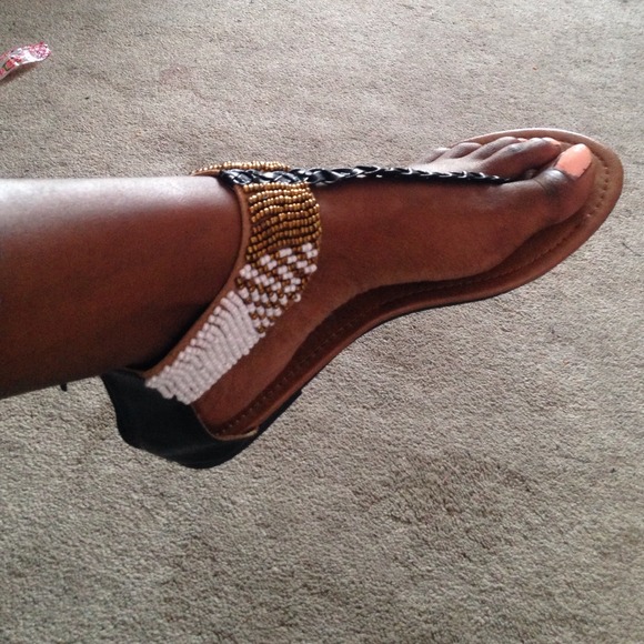 Beaded sandals - Picture 3 of 3