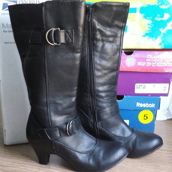 Black boots