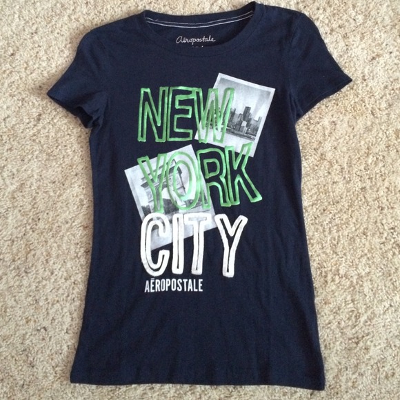 Aeropostale Scoop Neck NYC Shirt