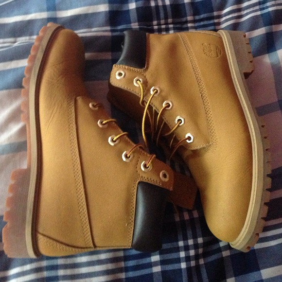 Timberland 6 inch classic boot