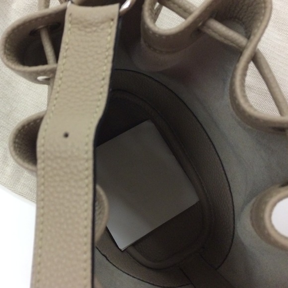 ❌SOLD Hermes bucket drawstring bag - Picture 3 of 4