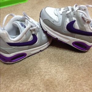 💥SOLD💥Nike Air Max toddler 5C