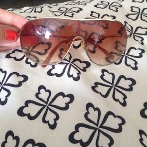 Sun glasses